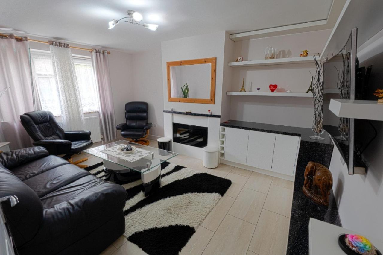 Immaculate 2-Bed Apartment In Isleworth By River Exteriör bild